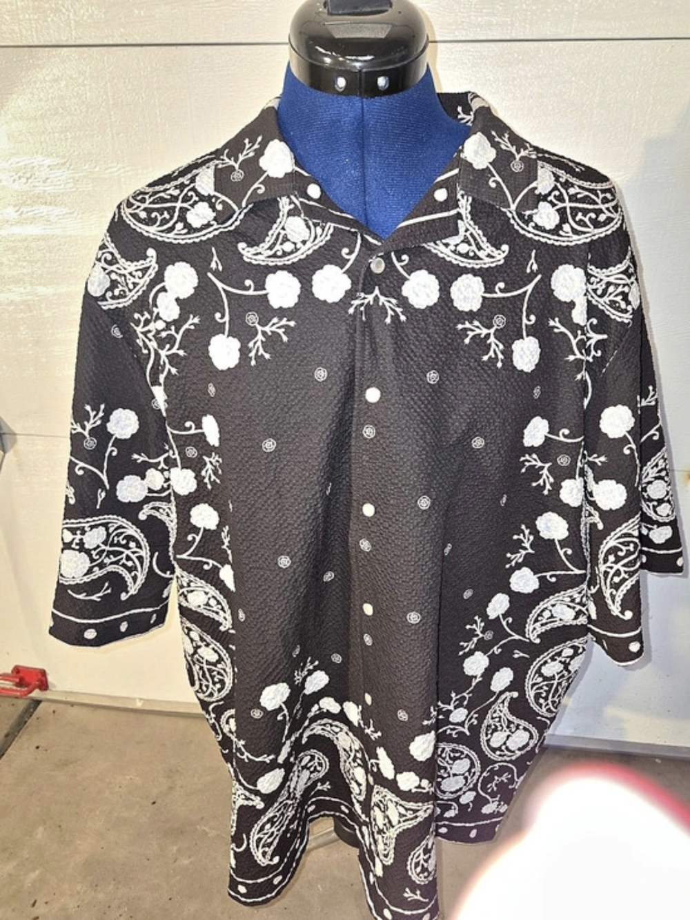 Maison Article Paisley Short Sleeve Shirt in Black &
